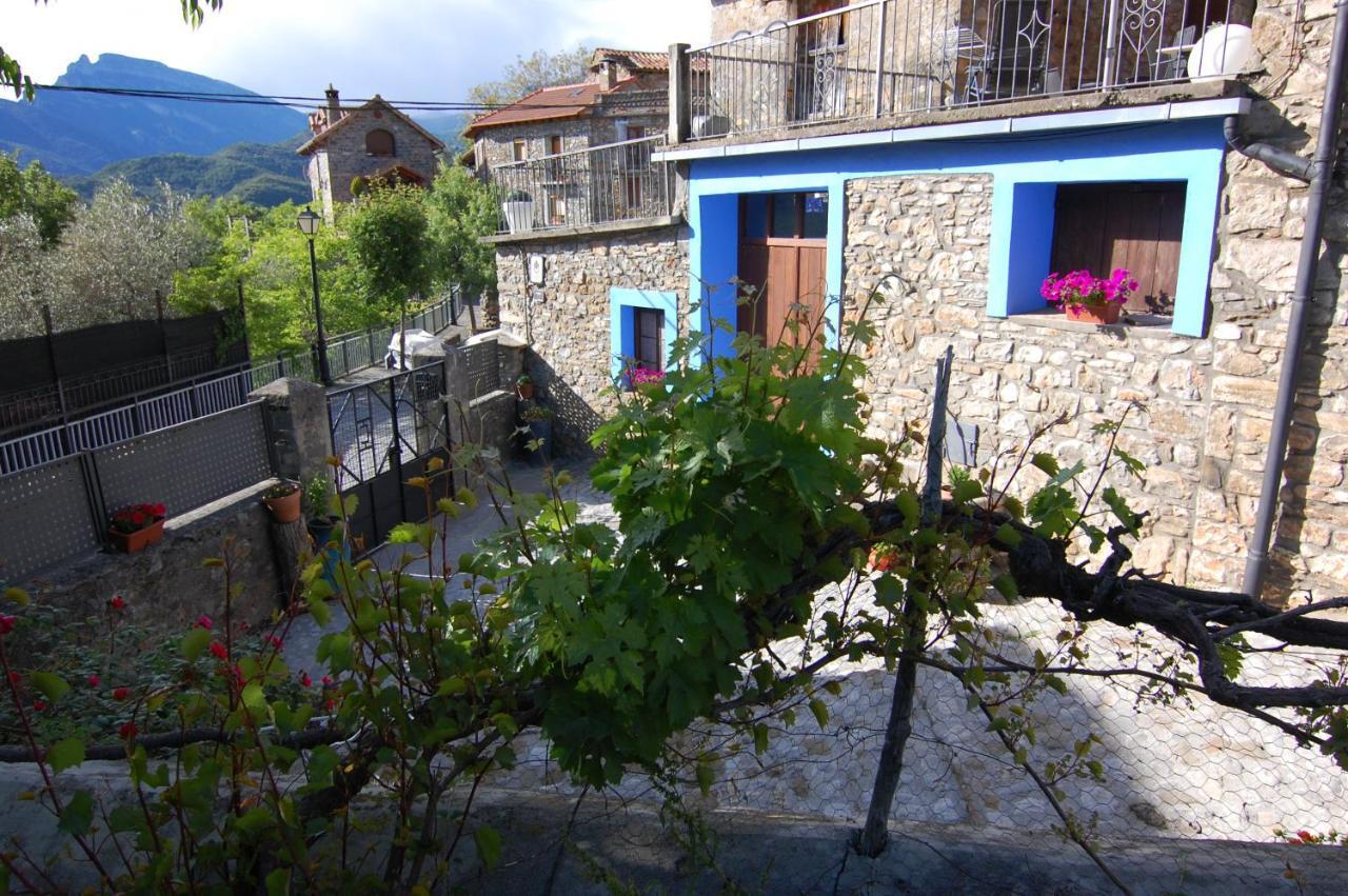 Apartamento El Fenal De Turmo Casa Rural "El Capricho De Nieves" Laspuna Bagian luar foto