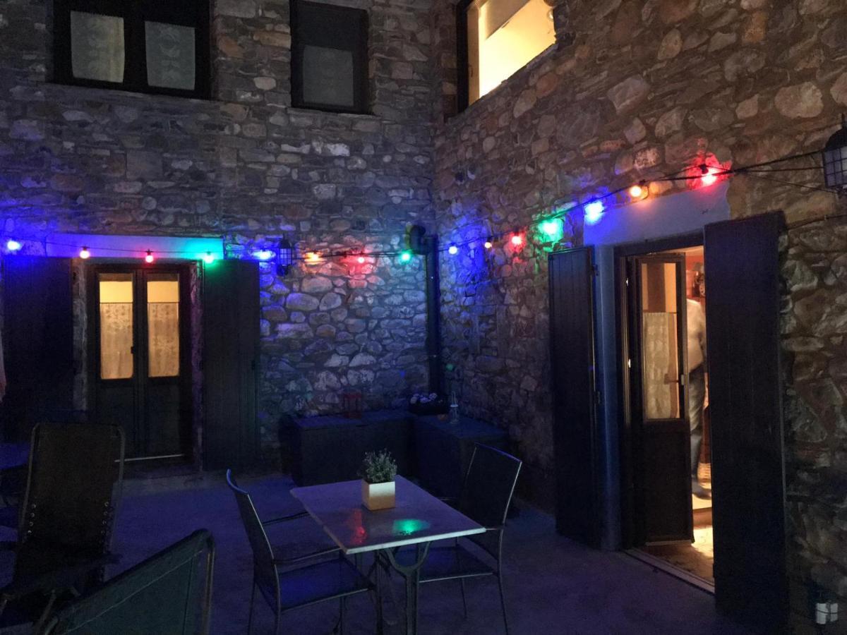 Apartamento El Fenal De Turmo Casa Rural "El Capricho De Nieves" Laspuna Bagian luar foto
