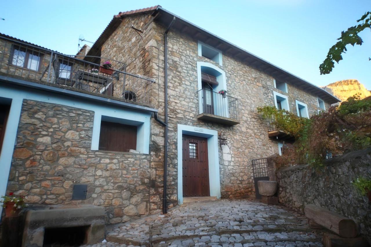 Apartamento El Fenal De Turmo Casa Rural "El Capricho De Nieves" Laspuna Bagian luar foto