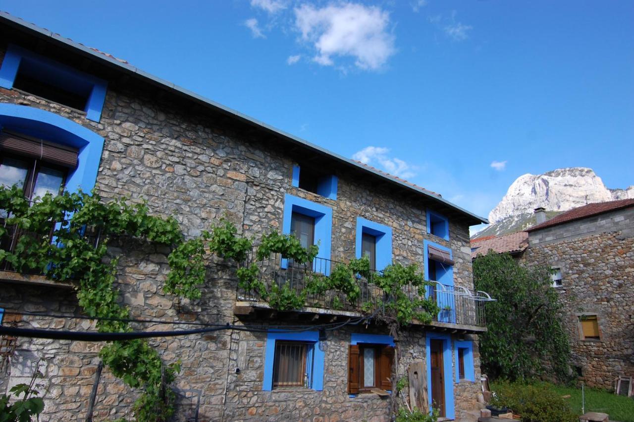 Apartamento El Fenal De Turmo Casa Rural "El Capricho De Nieves" Laspuna Bagian luar foto
