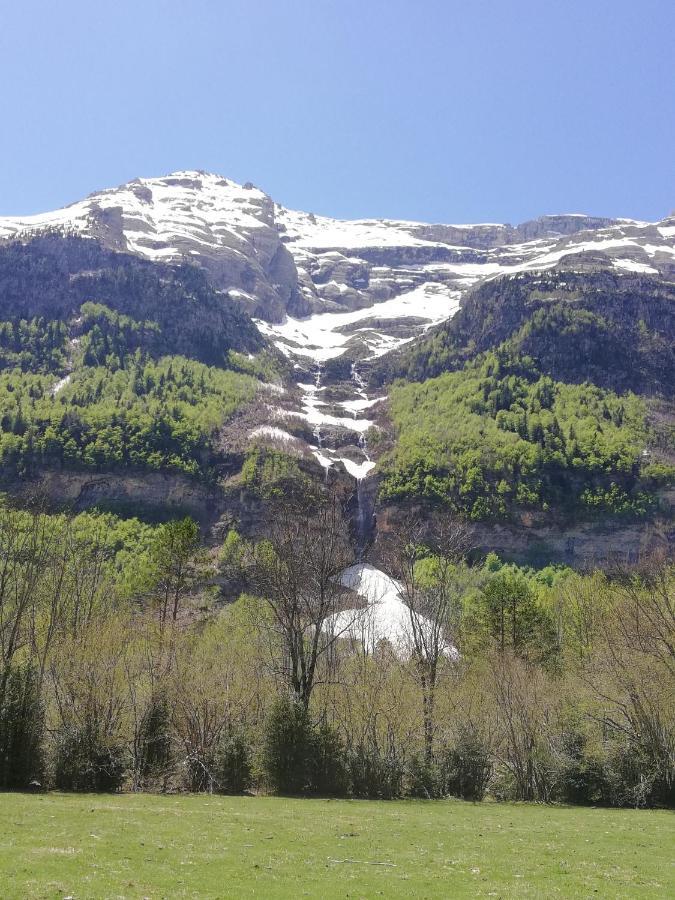 Apartamento El Fenal De Turmo Casa Rural "El Capricho De Nieves" Laspuna Bagian luar foto